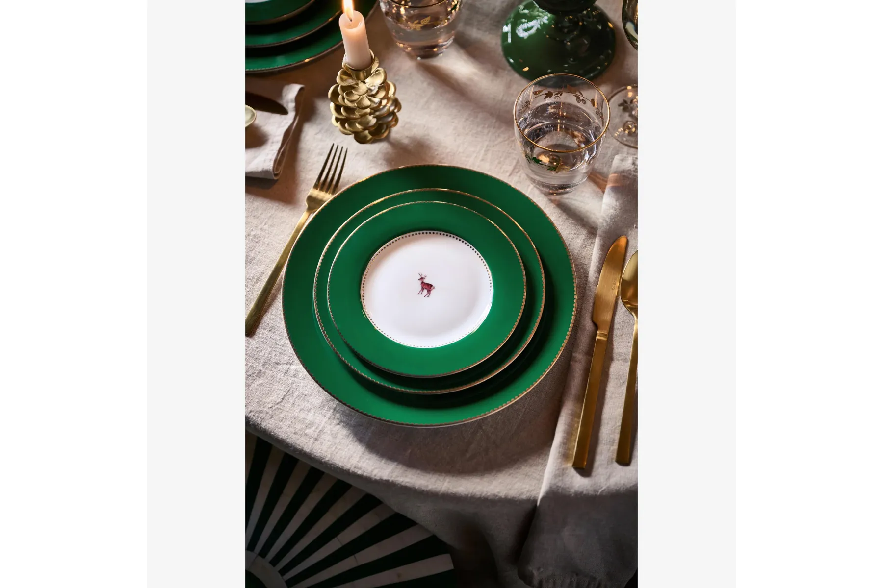 Yeşil Porselen Pasta Tabağı 17 Cm Love Birds Collection by Pip Studioo